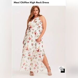 Torrid White Floral Maxi Dress
